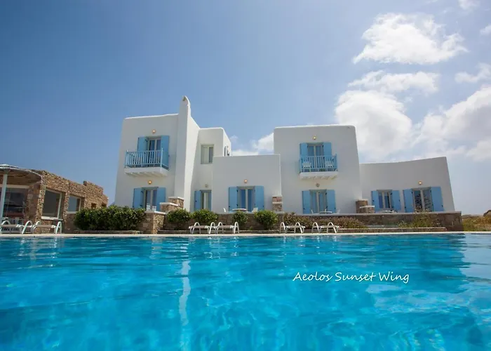 Mykonos Town Lodging 