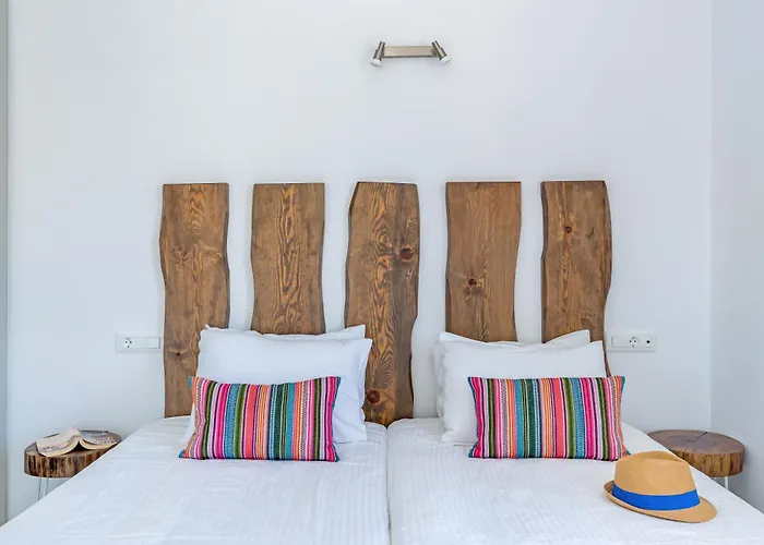 Mykonos Town hotels near Rarity Gallery
