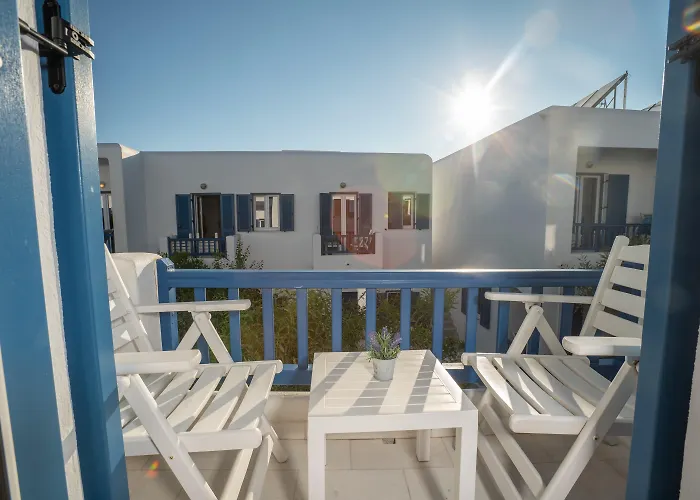 Platys Gialos (Mykonos) Beach hotels near Little Venice