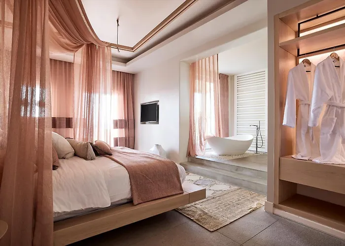 Amazon Resort And Spa, A Member Of Mykonos Highlights Agios Ioannis Diakoftis