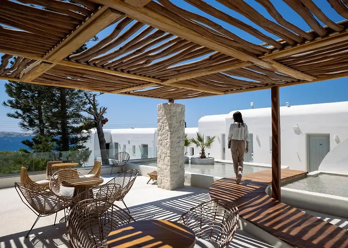 Mykonos Town hotels near Little Venice