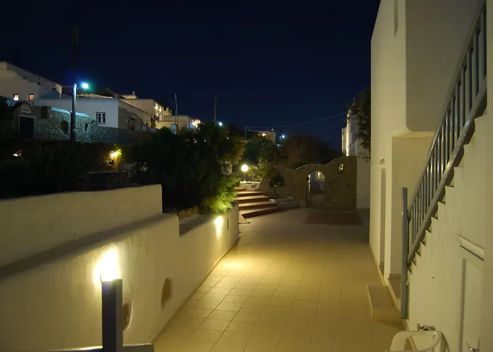 Mykonos Town Hotels for Romantic Getaway