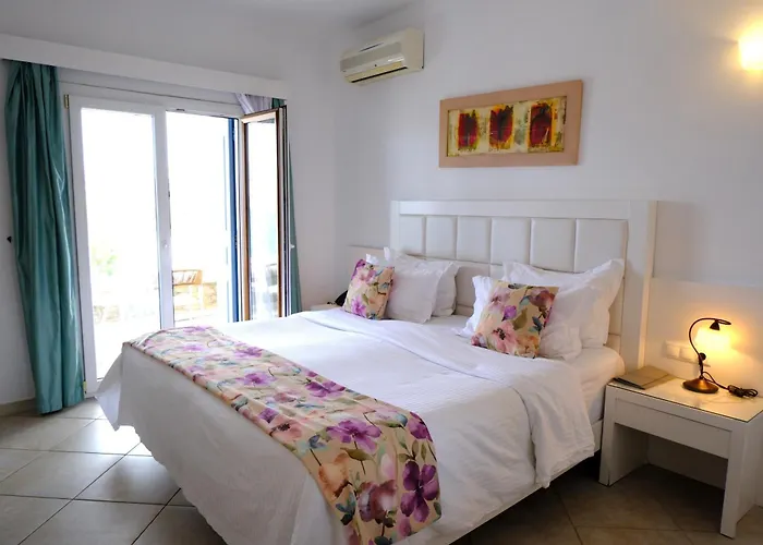 Grand Beach Hotel Mykonos Town