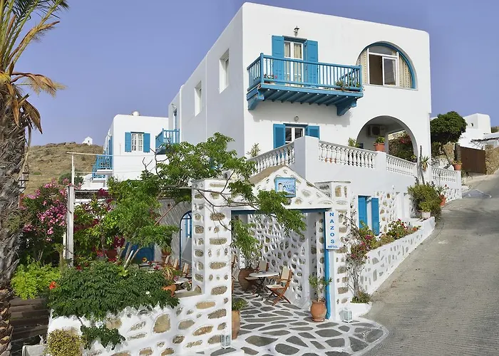 Mykonos Town hotels near Matoyianni Street