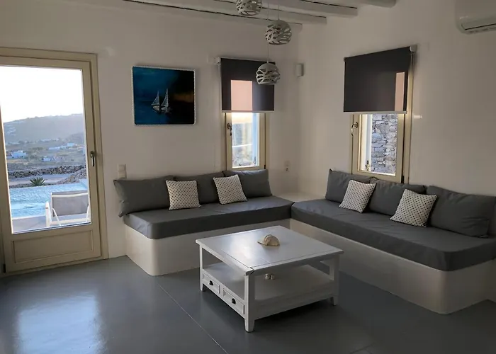 Empress Villa Platys Gialos 